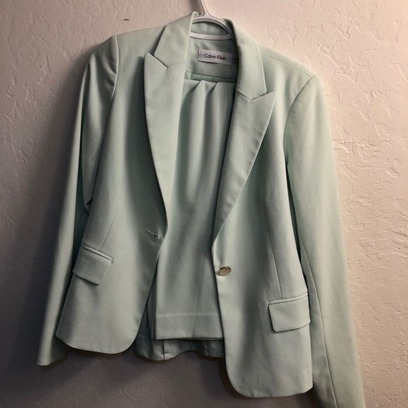 Calvin Klein Suit Pale Lime 6 Petite - Picture 2 of 6